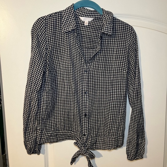 Lauren Conrad size small checked button down top with tie in the front - Picture 3 of 5